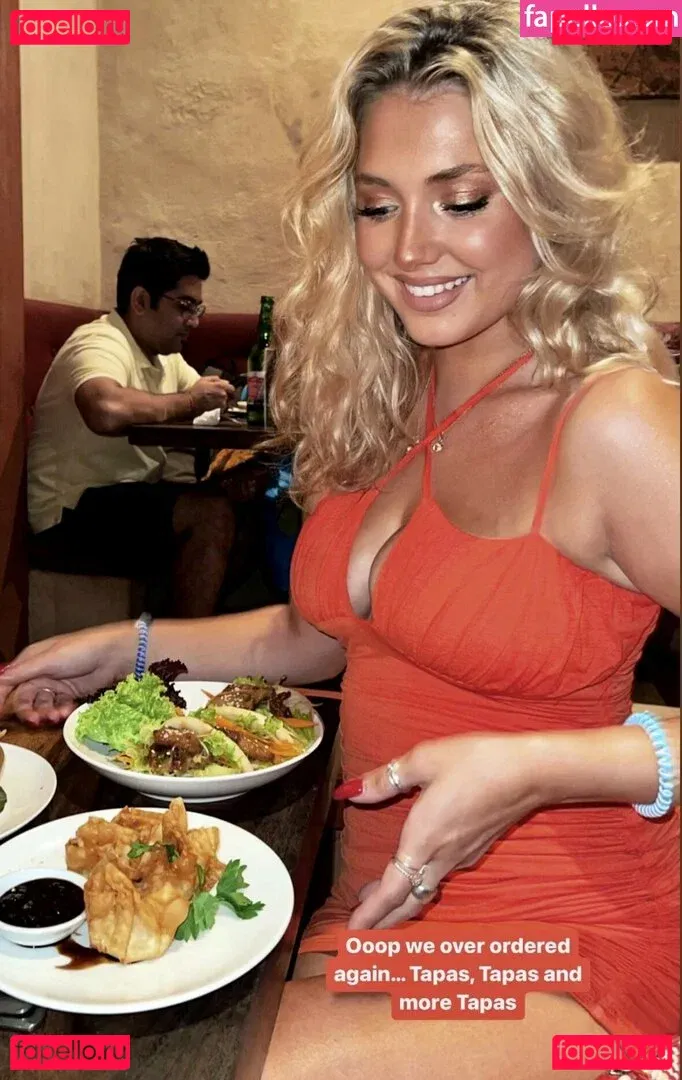 Thebigtittiecommittee Onlyfans Photo Gallery 