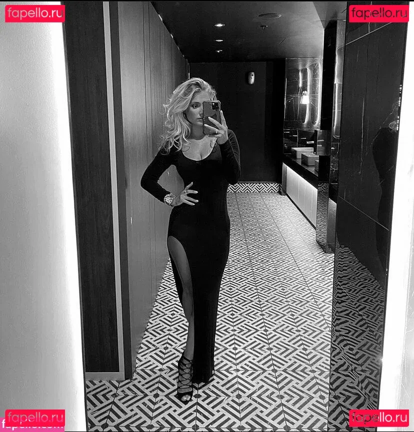 Thebigtittiecommittee Onlyfans Photo Gallery 