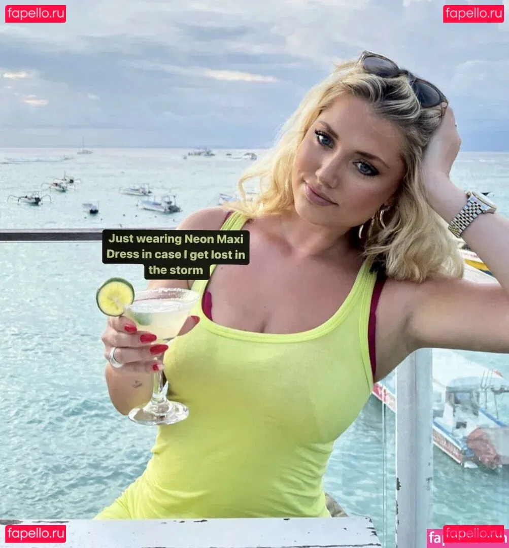 Thebigtittiecommittee Onlyfans Photo Gallery 