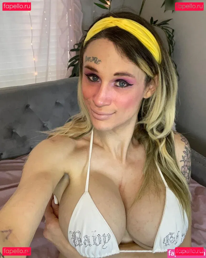 Aphrodite Adams Onlyfans Photo Gallery 