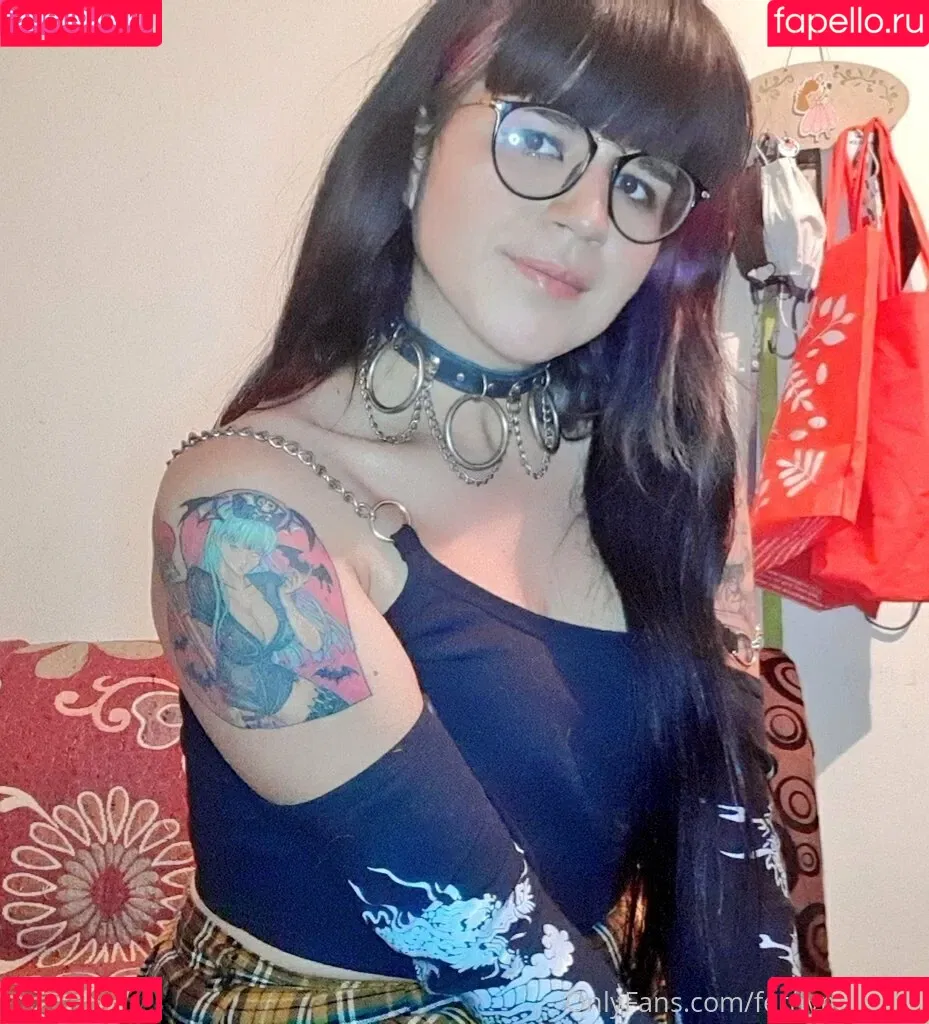 fernymoon95 Onlyfans Photo Gallery 