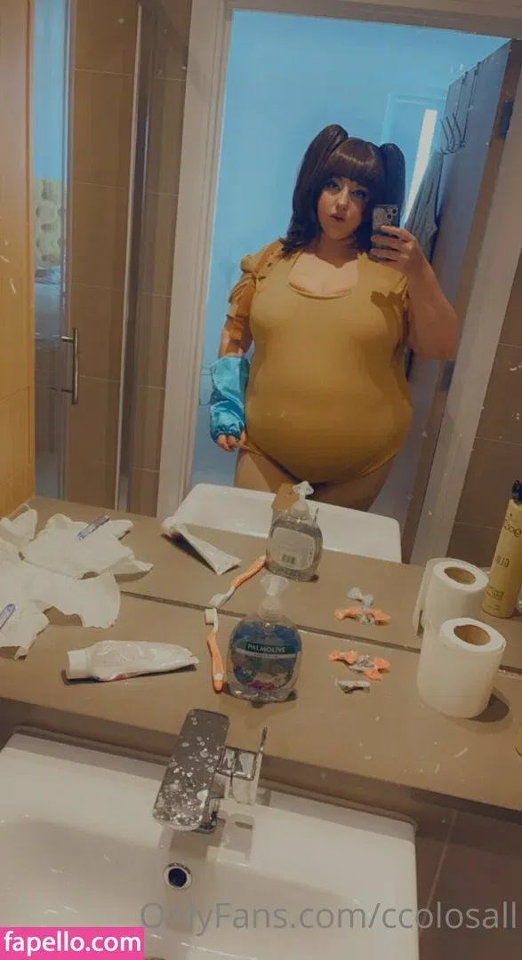 ccolosall Onlyfans Photo Gallery 