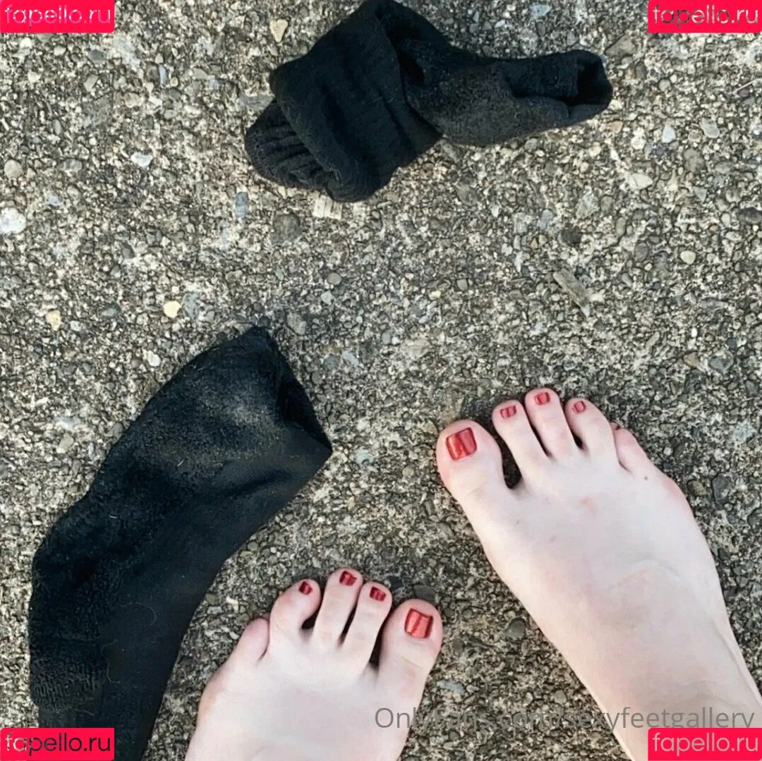 sexyfeetgallery Onlyfans Photo Gallery 