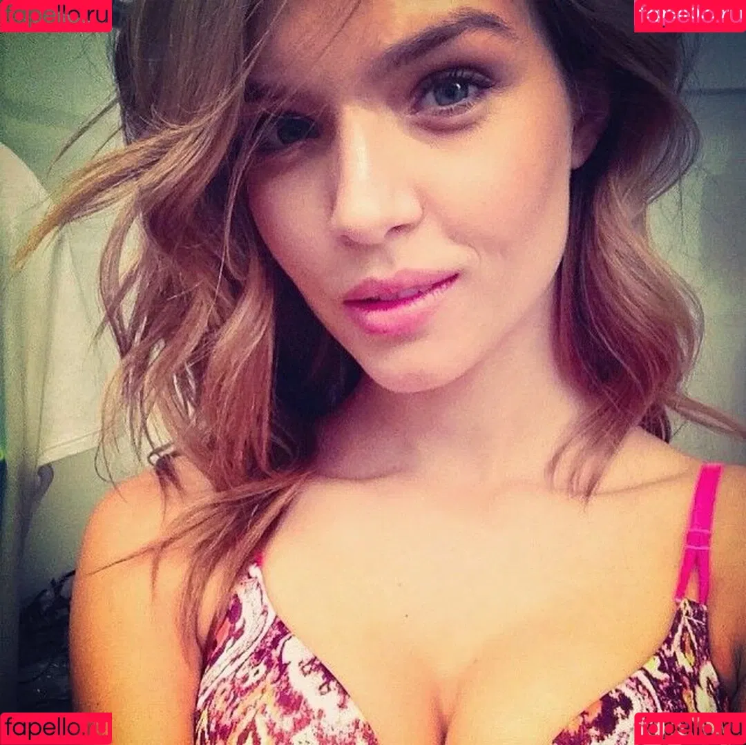 Josephine Skriver Onlyfans Photo Gallery 