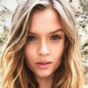 Josephine Skriver Onlyfans Photo Gallery 