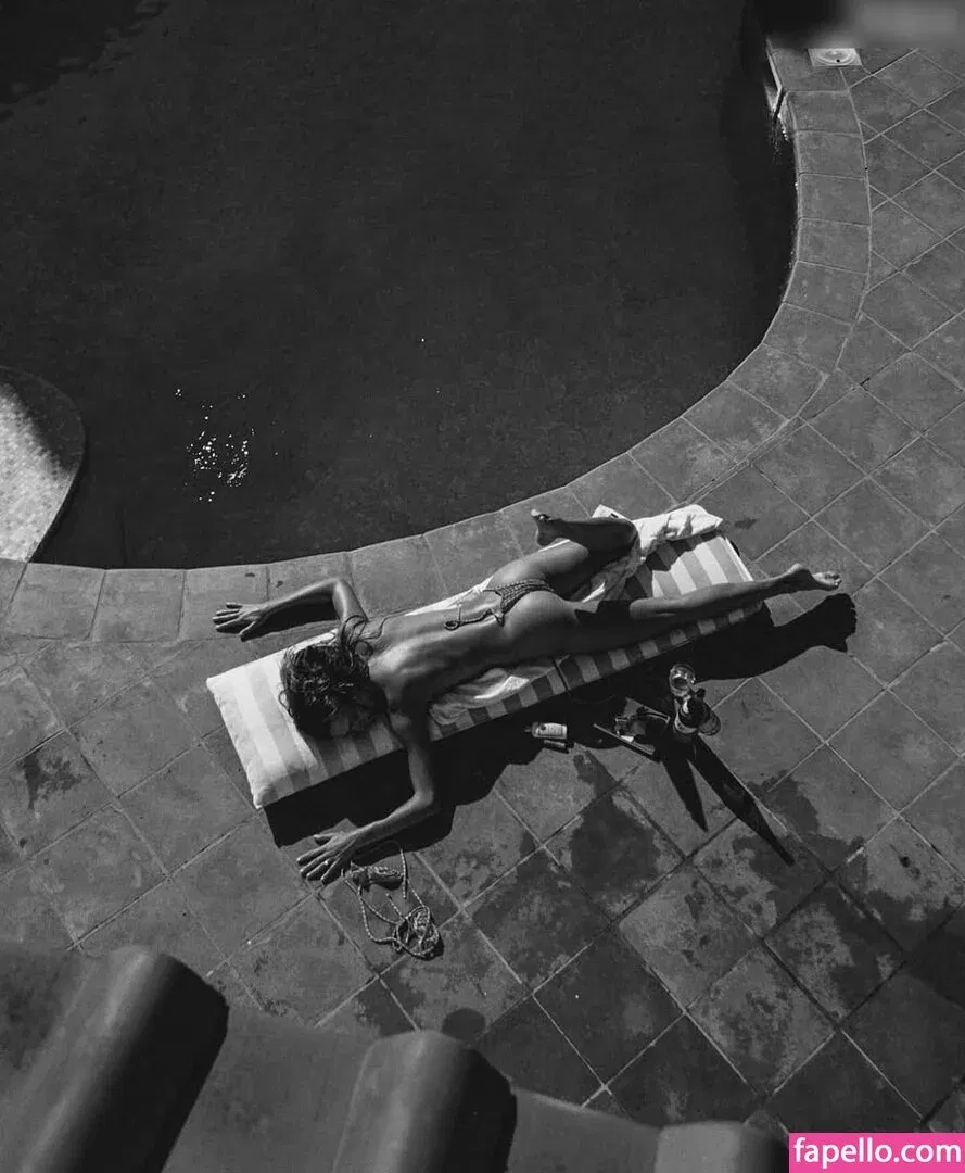 Josephine Skriver Onlyfans Photo Gallery 