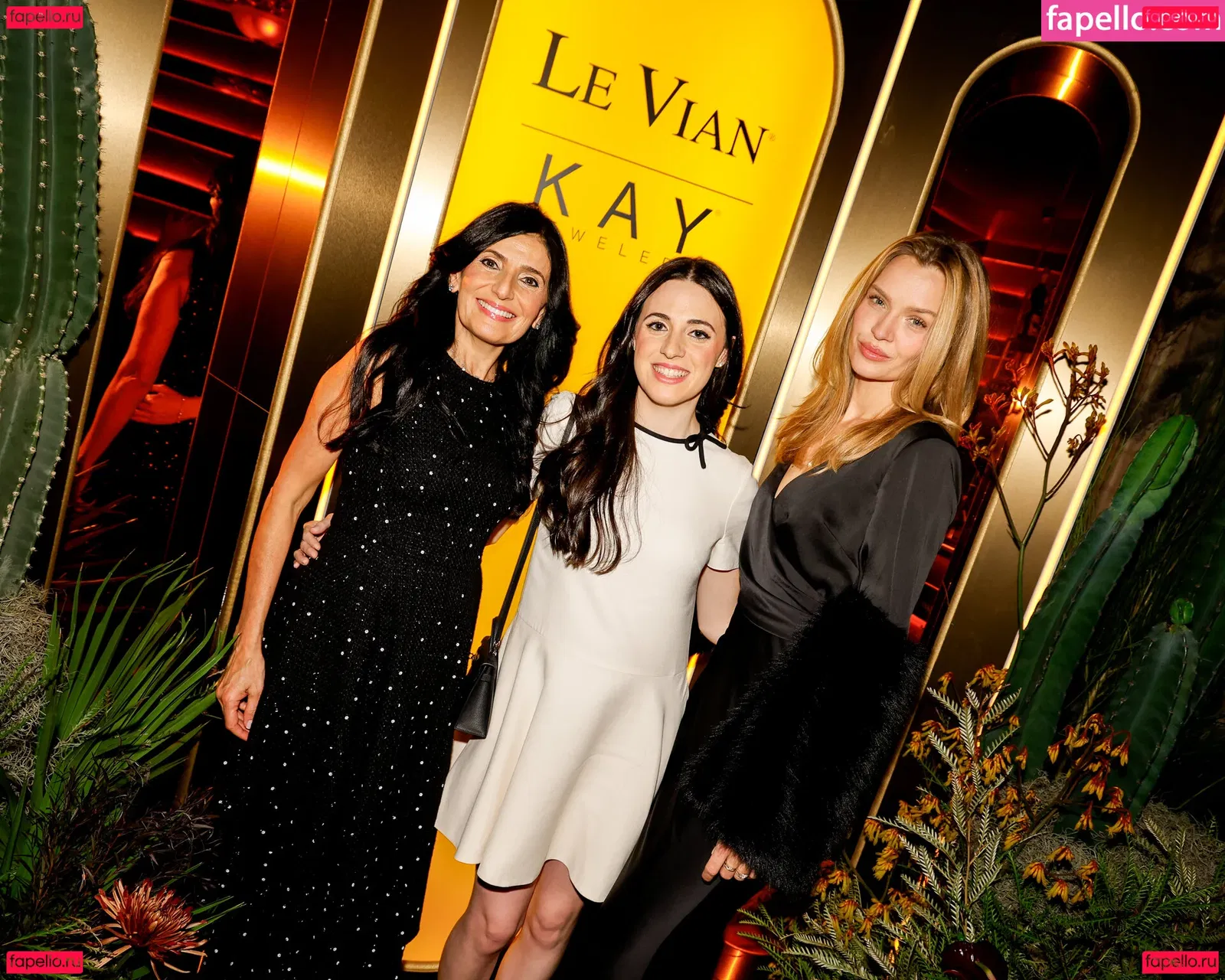 Josephine Skriver Onlyfans Photo Gallery 