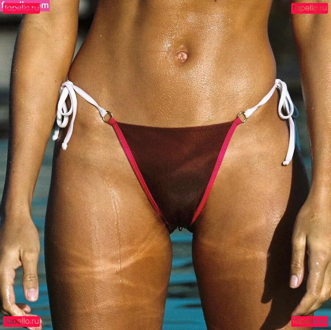 Josephine Skriver Onlyfans Photo Gallery 