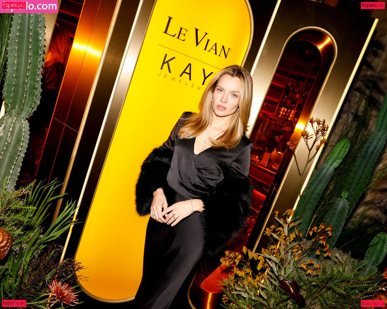 Josephine Skriver Onlyfans Photo Gallery 