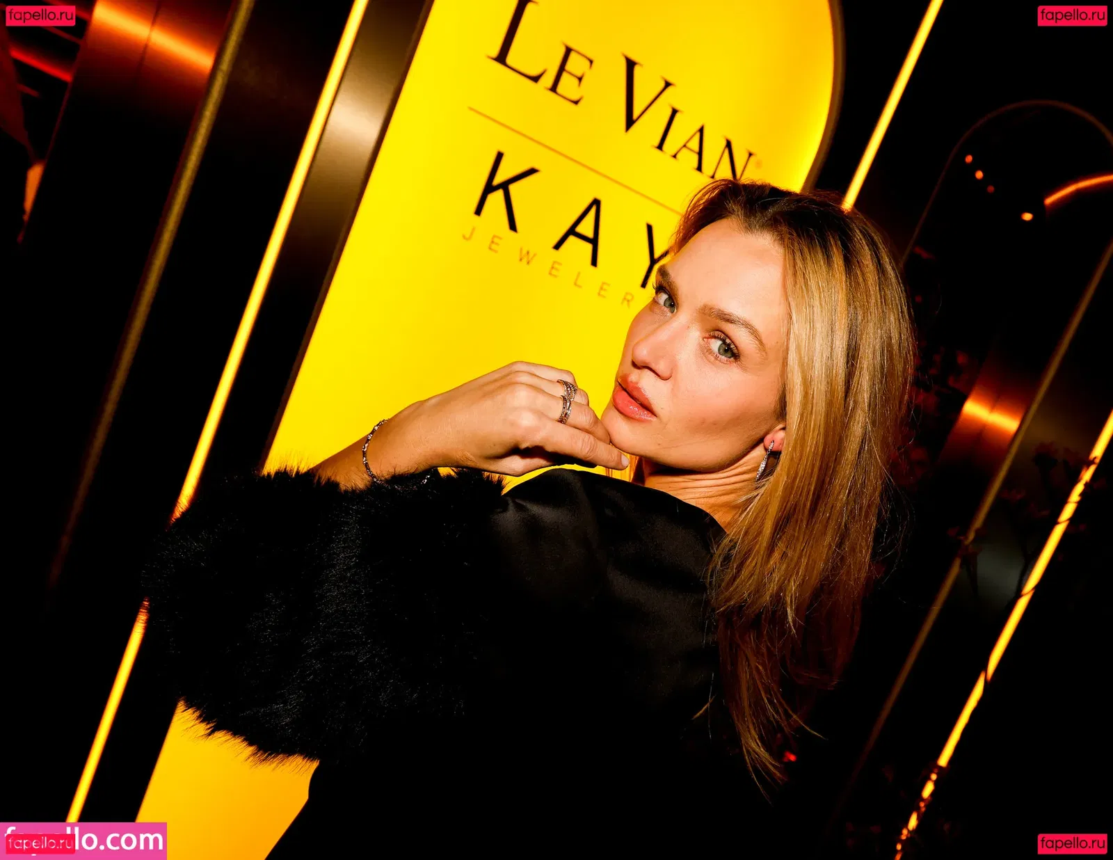 Josephine Skriver Onlyfans Photo Gallery 