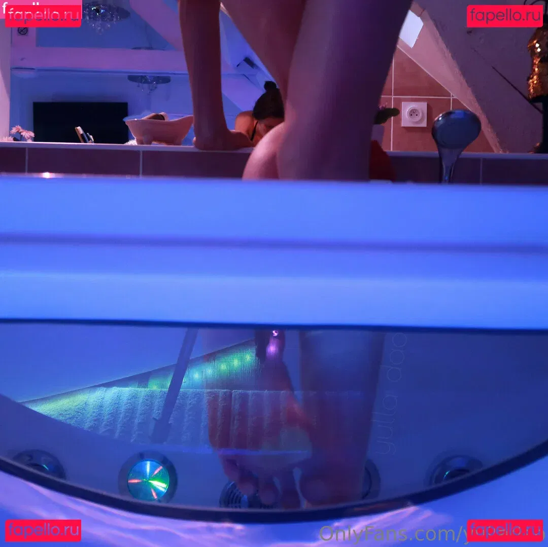 yulladao Onlyfans Photo Gallery 