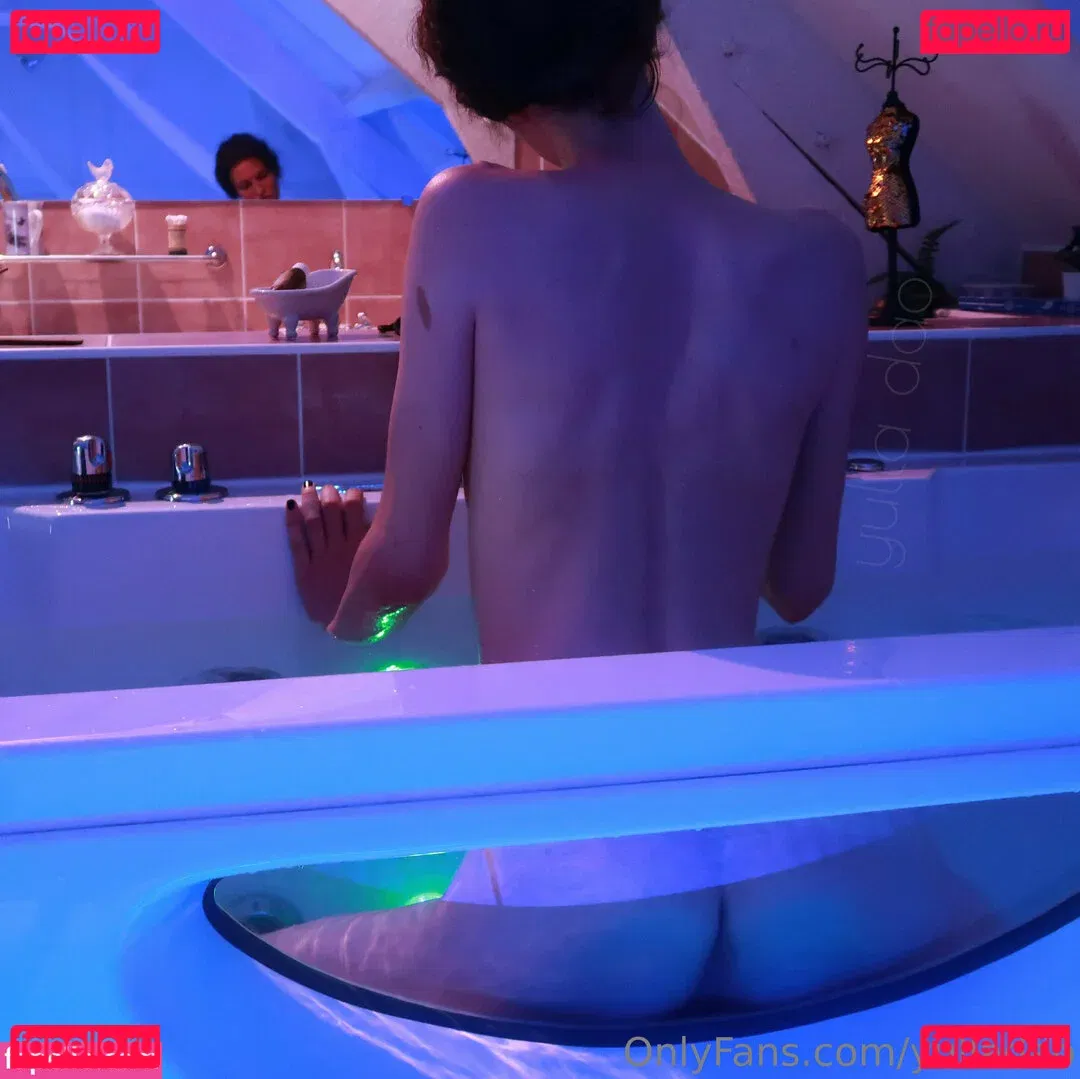 yulladao Onlyfans Photo Gallery 