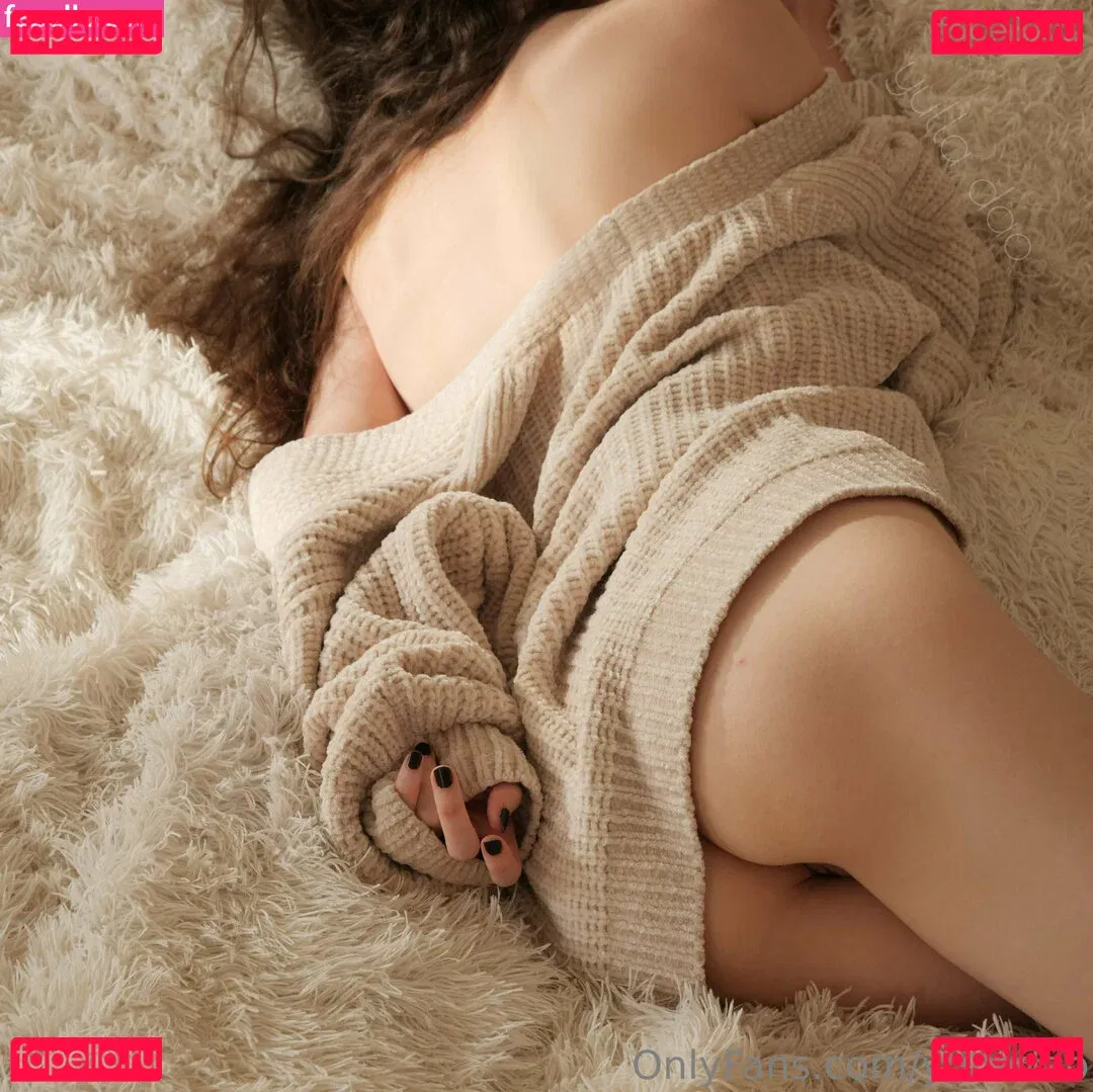 yulladao Onlyfans Photo Gallery 