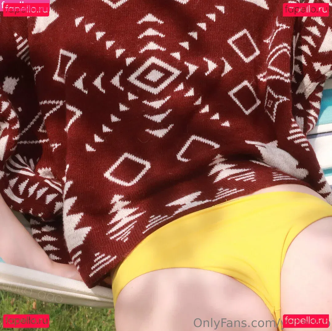 yulladao Onlyfans Photo Gallery 