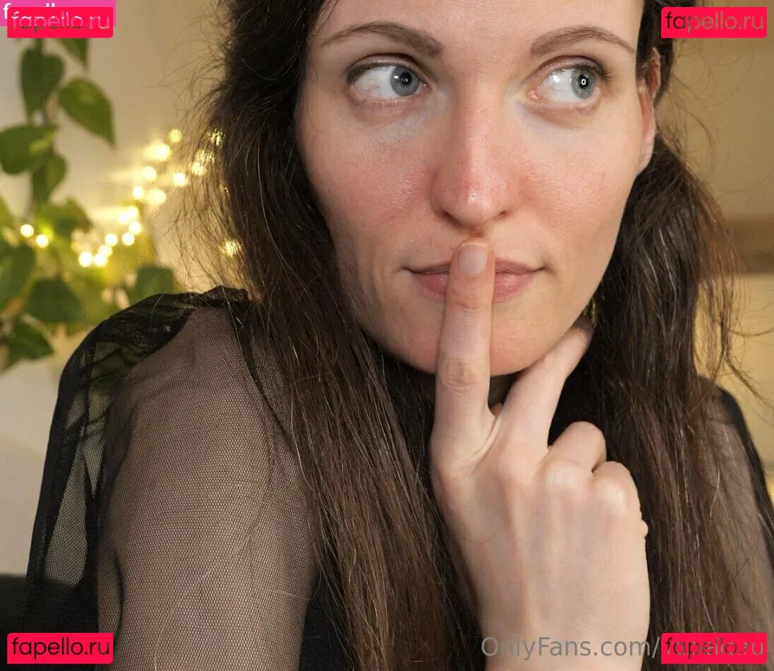 yulladao Onlyfans Photo Gallery 