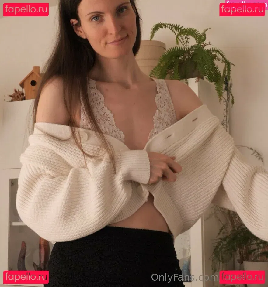 yulladao Onlyfans Photo Gallery 