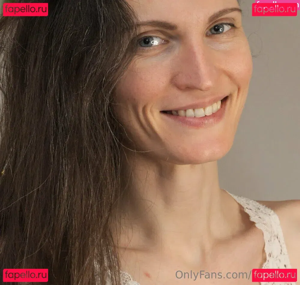 yulladao Onlyfans Photo Gallery 