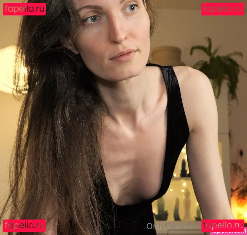 yulladao Onlyfans Photo Gallery 