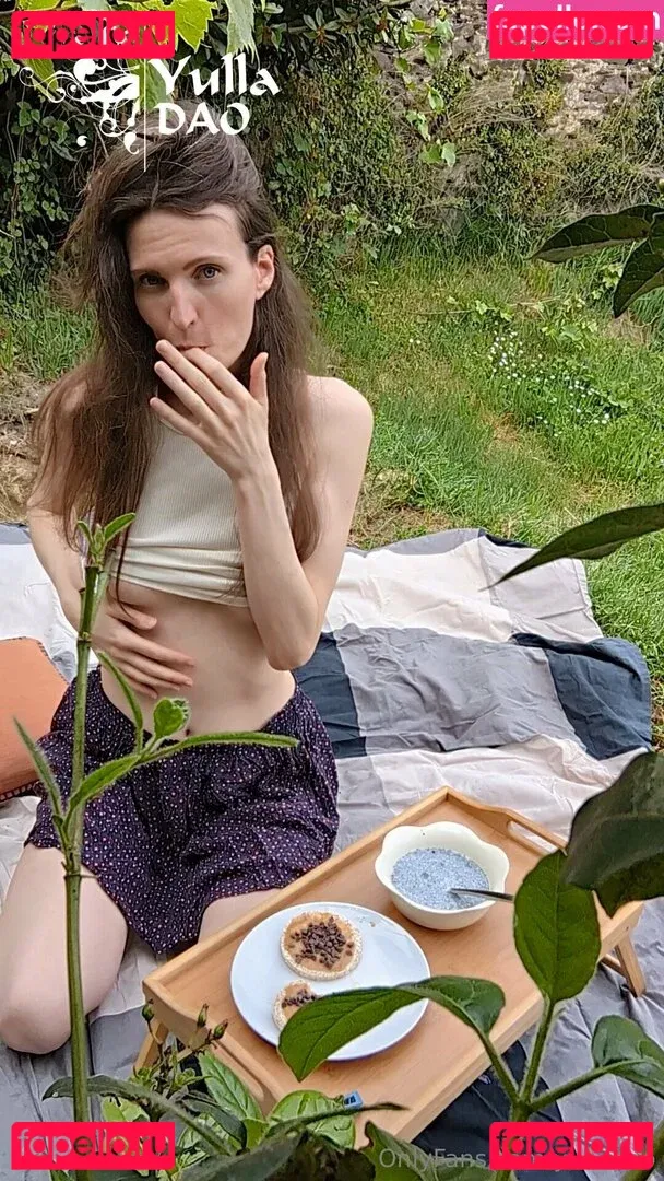 yulladao Onlyfans Photo Gallery 