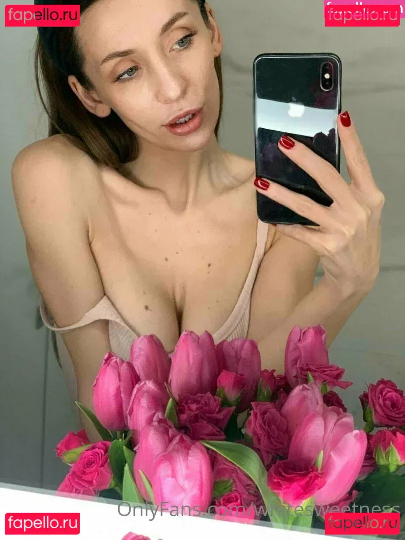 whitesweetness Onlyfans Photo Gallery 