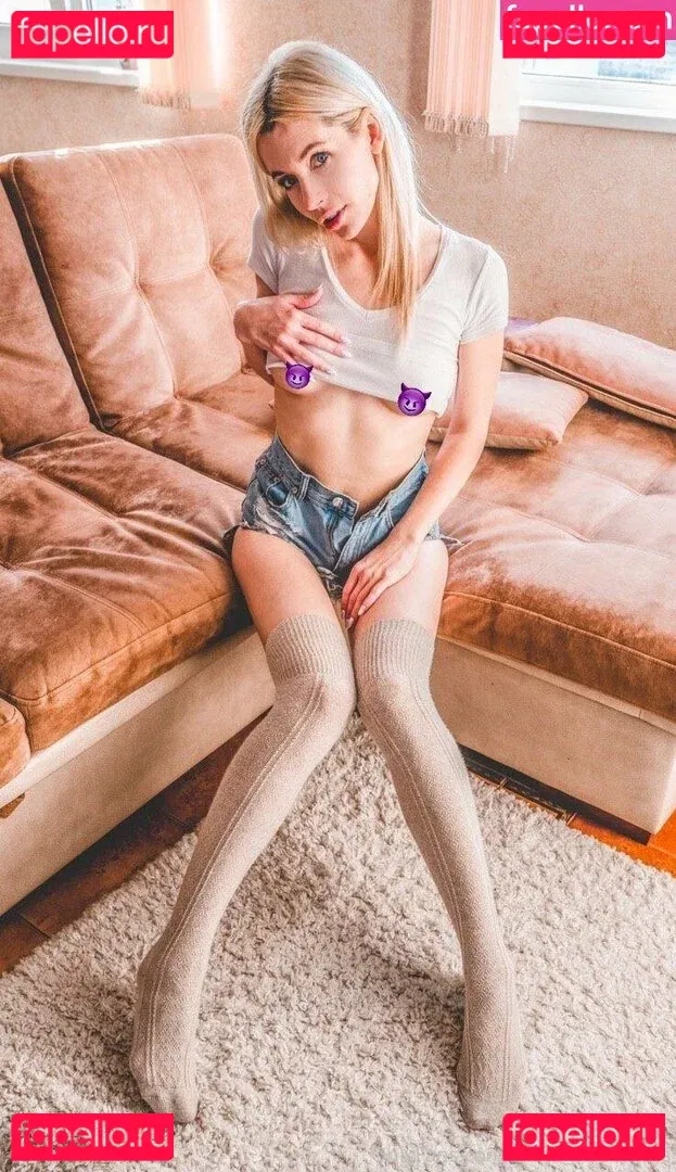 whitesweetness Onlyfans Photo Gallery 