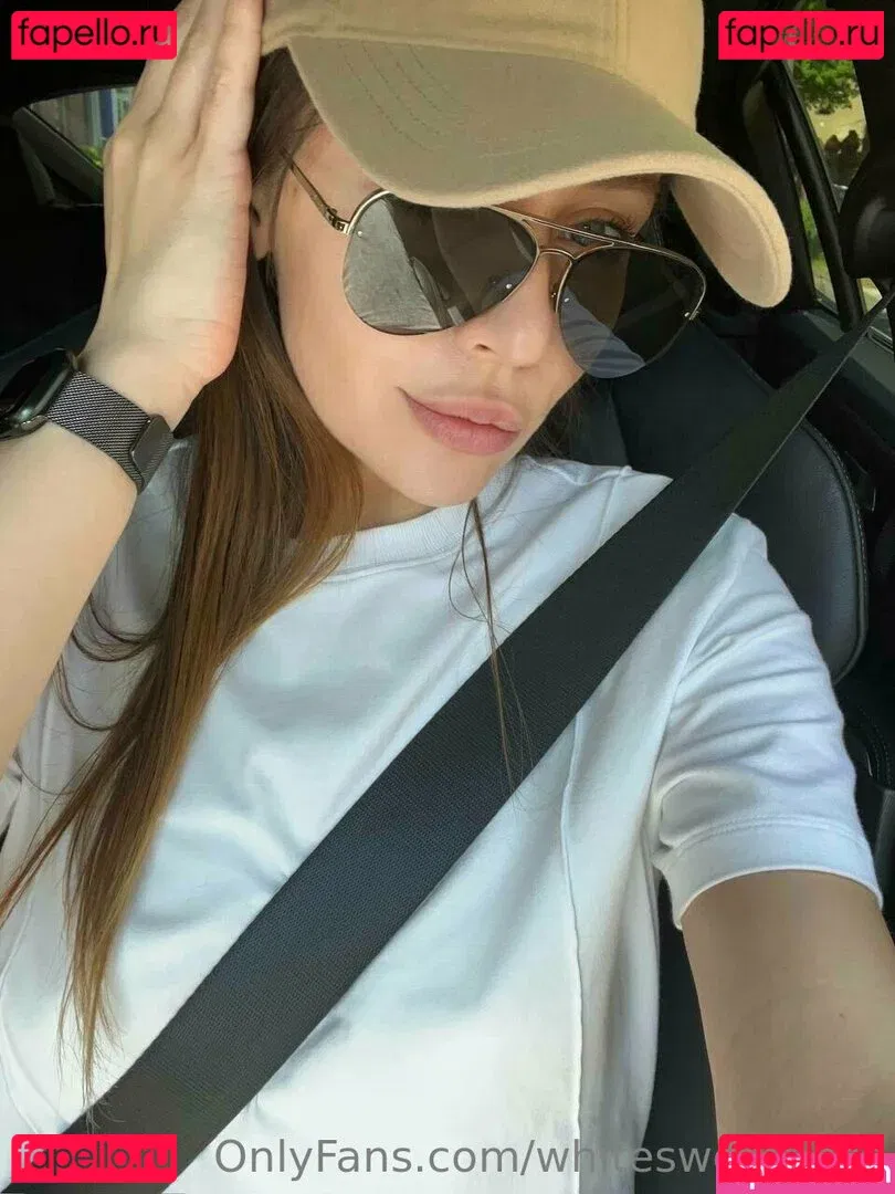 whitesweetness Onlyfans Photo Gallery 