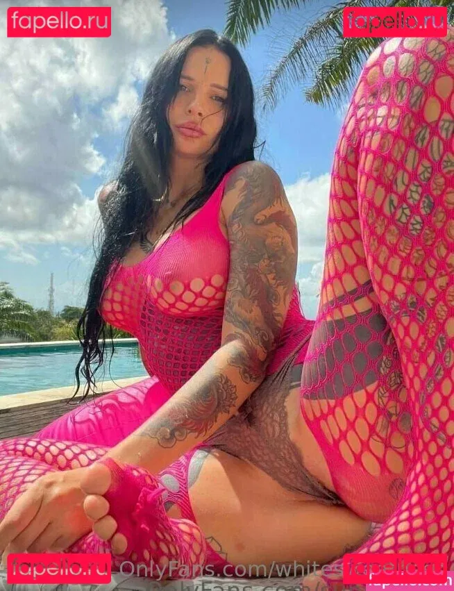 whitesweetness Onlyfans Photo Gallery 