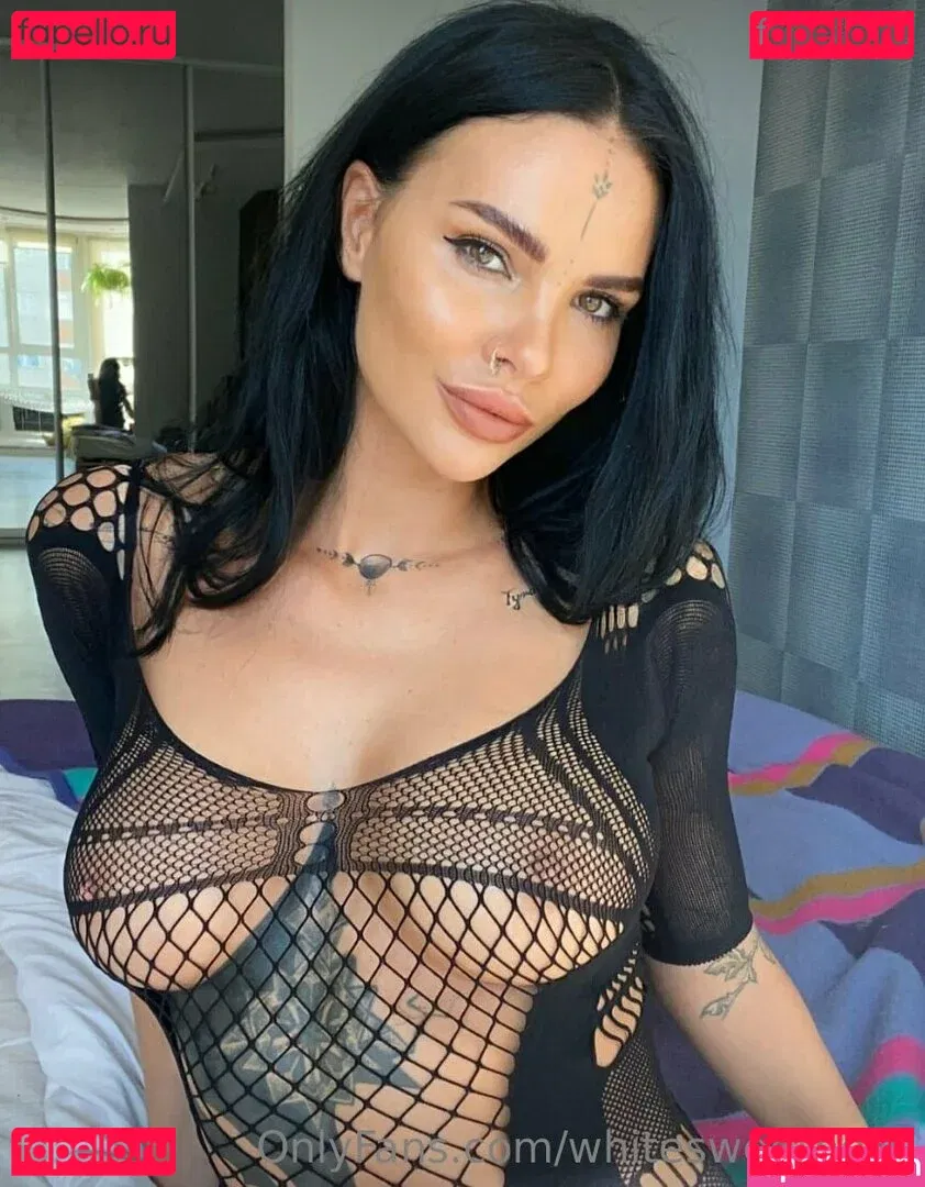 whitesweetness Onlyfans Photo Gallery 