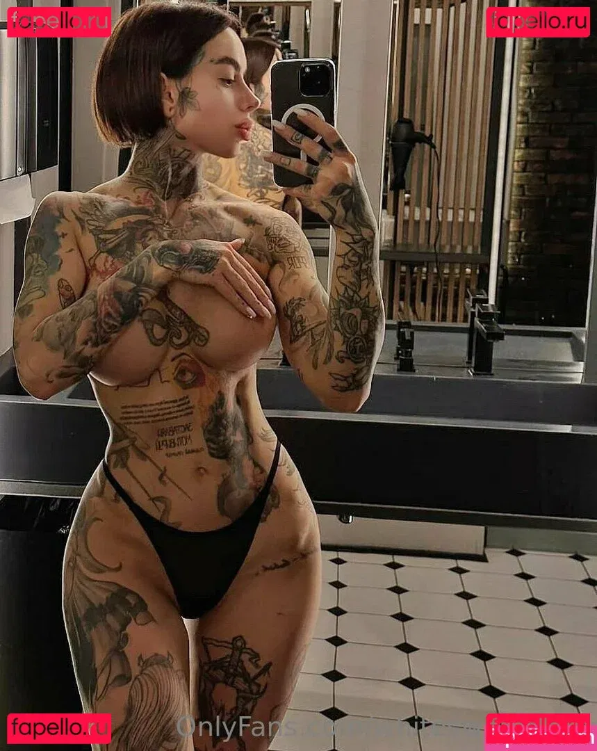 whitesweetness Onlyfans Photo Gallery 