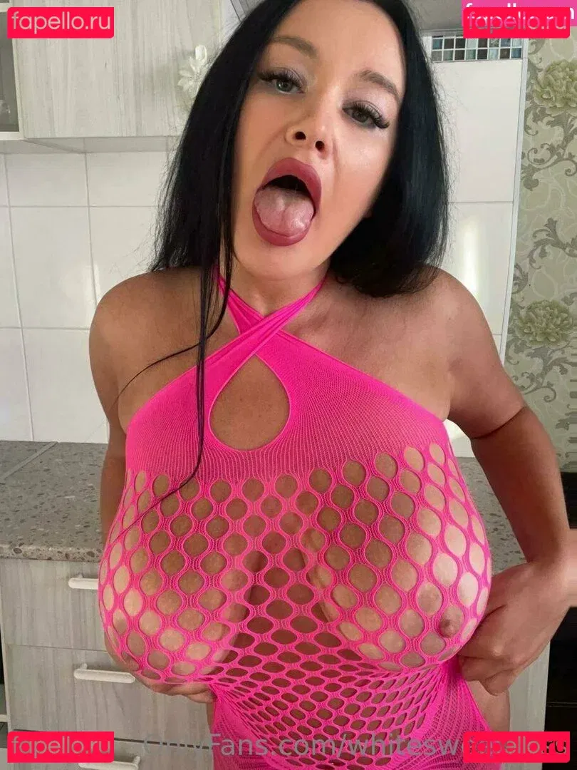 whitesweetness Onlyfans Photo Gallery 