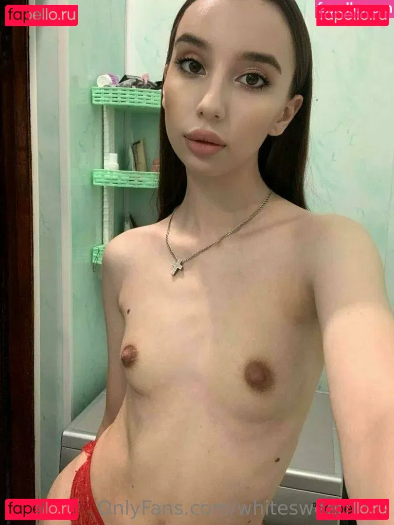 whitesweetness Onlyfans Photo Gallery 