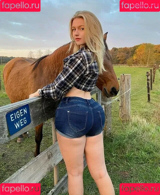 Vera Dijkmans Onlyfans Photo Gallery 