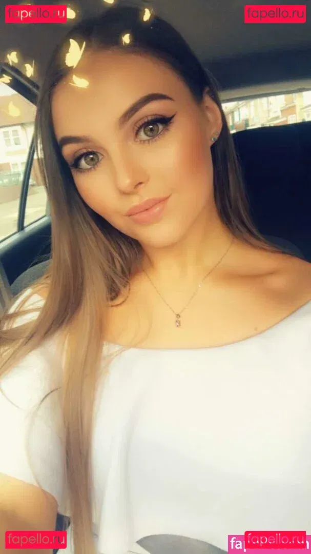 Briony Mengham Onlyfans Photo Gallery 