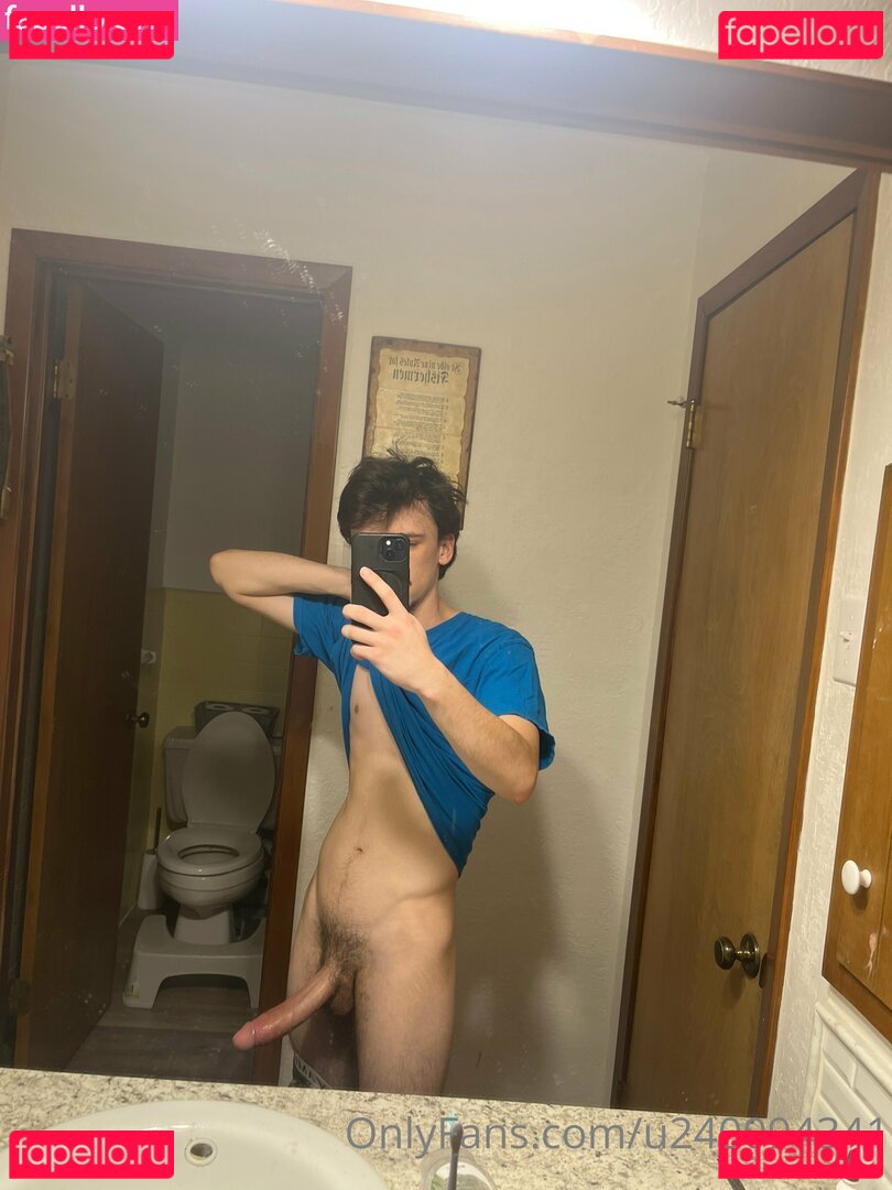 individual_pea Nude Onlyfans Photo 22