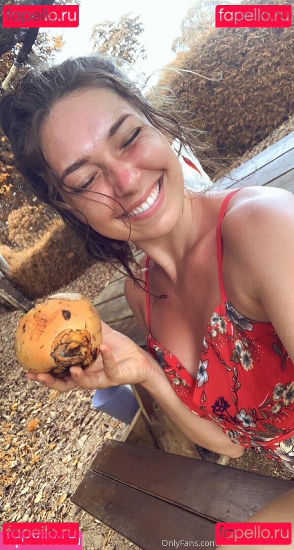 erinashford Nude Onlyfans Photo 36