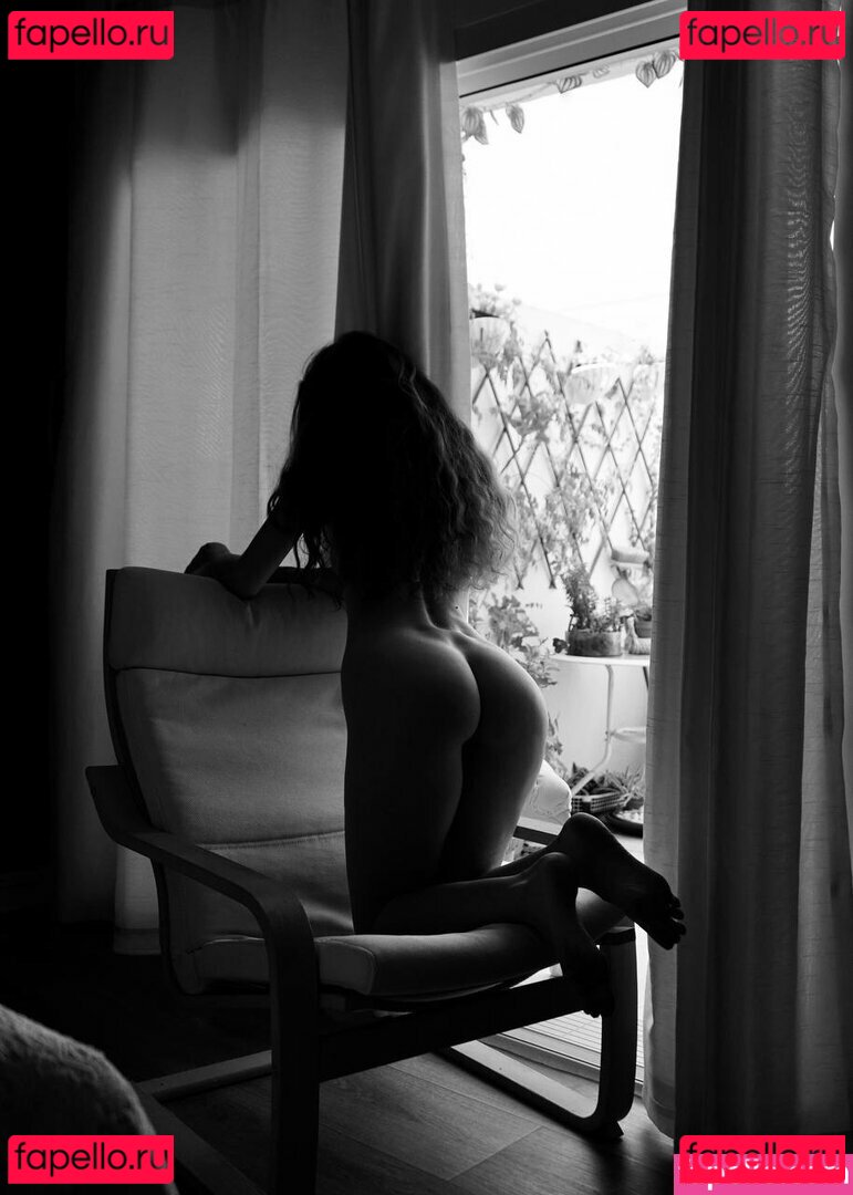Lin Artica Nude Onlyfans Photo 6
