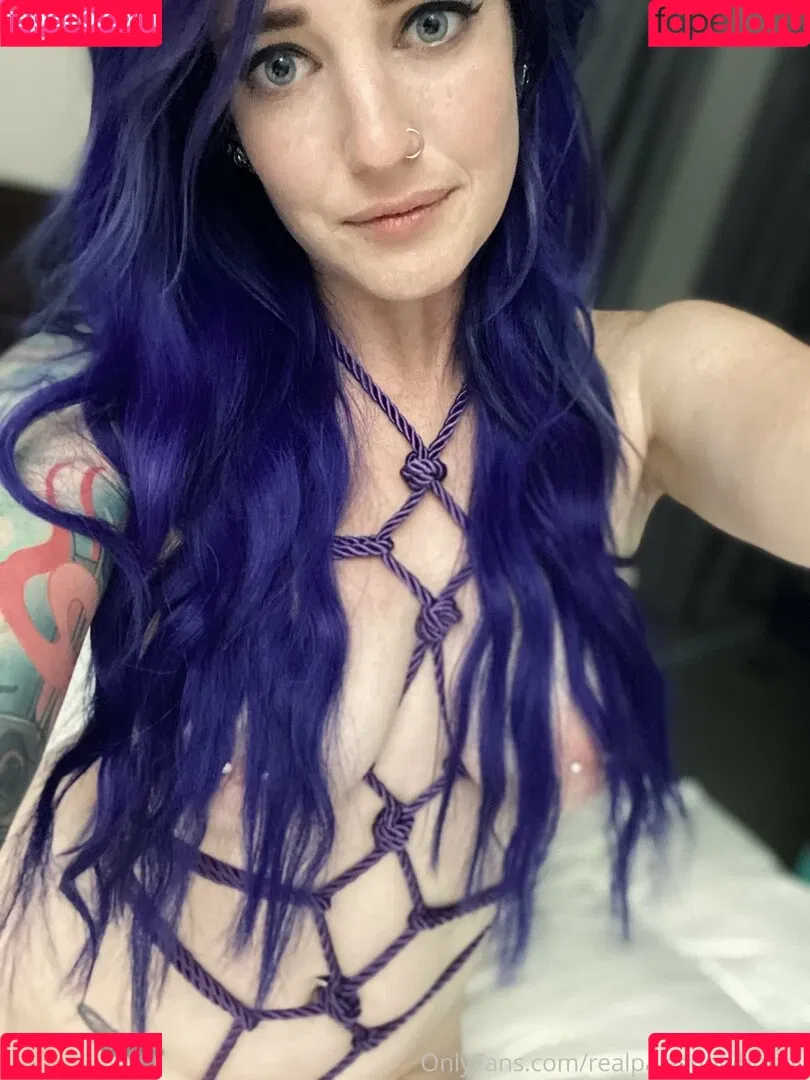 realpalesnowbunny Onlyfans Photo Gallery 