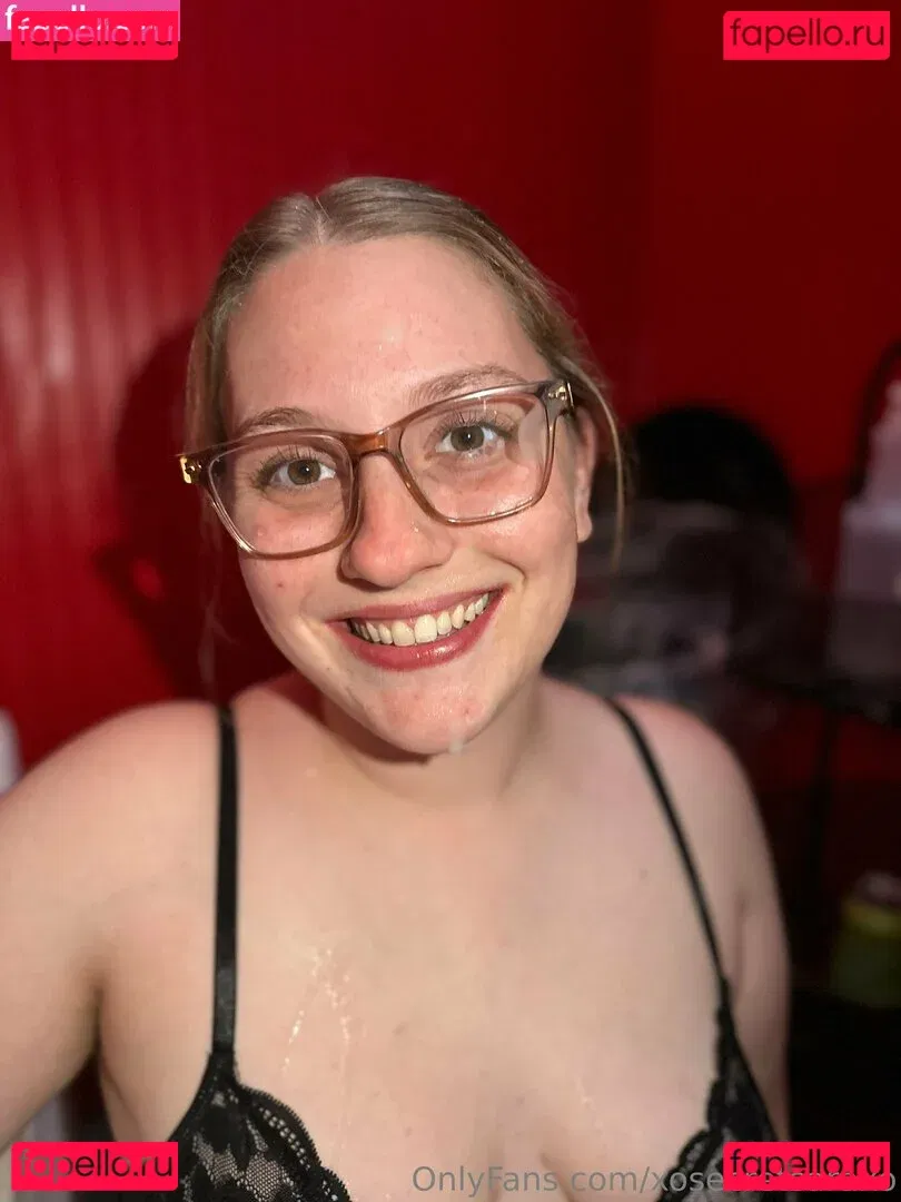 xosecretsaraxo Onlyfans Photo Gallery 