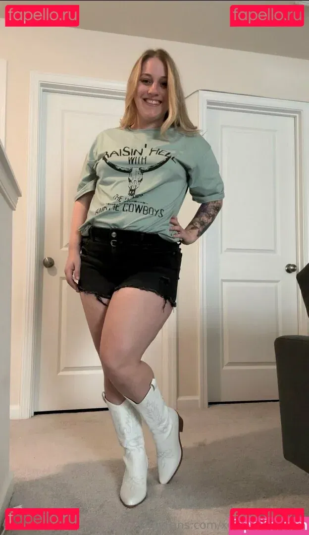 xosecretsaraxo Onlyfans Photo Gallery 