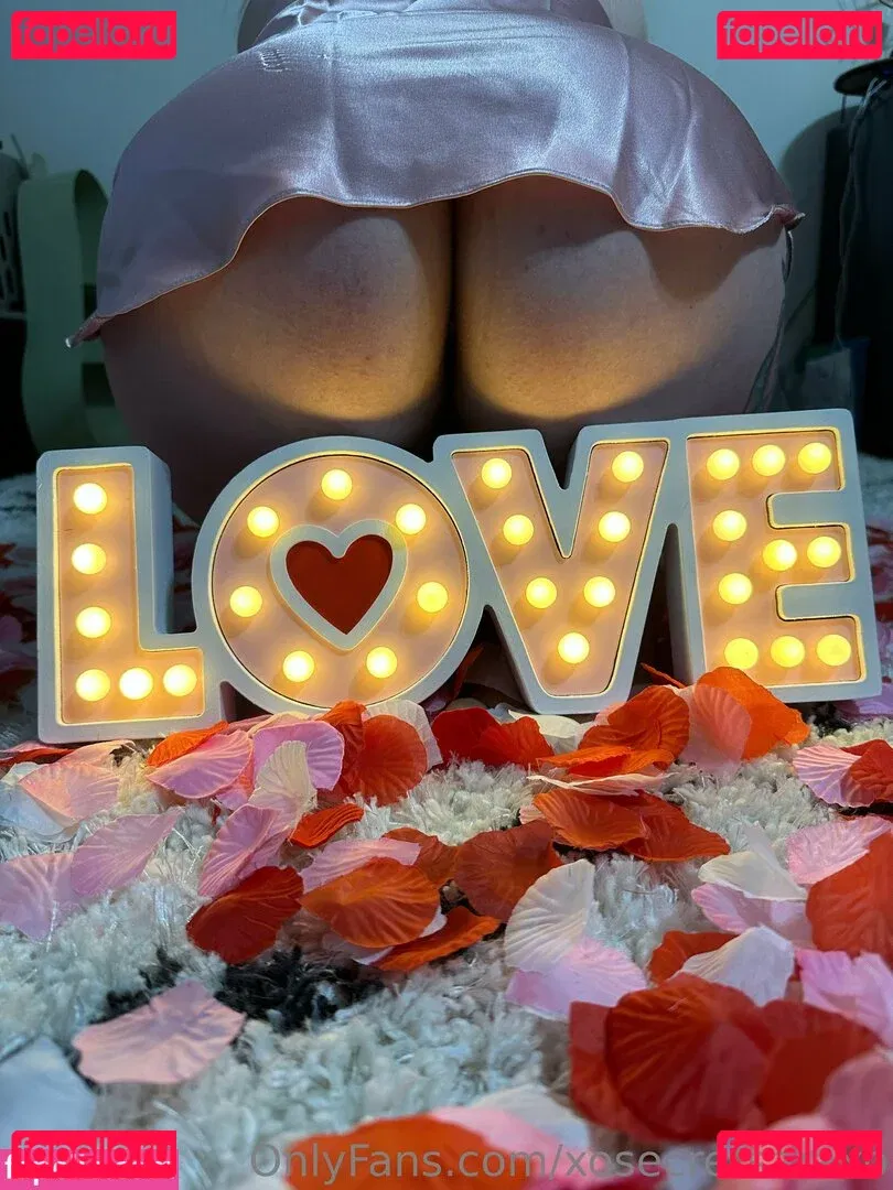 xosecretsaraxo Onlyfans Photo Gallery 