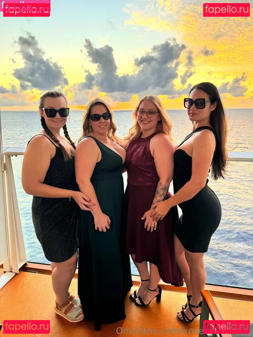 xosecretsaraxo Onlyfans Photo Gallery 