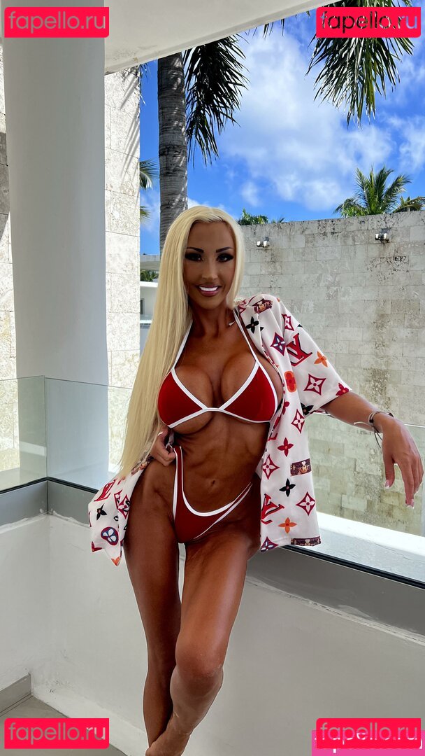 Holly Deacon Nude Onlyfans Photo 37