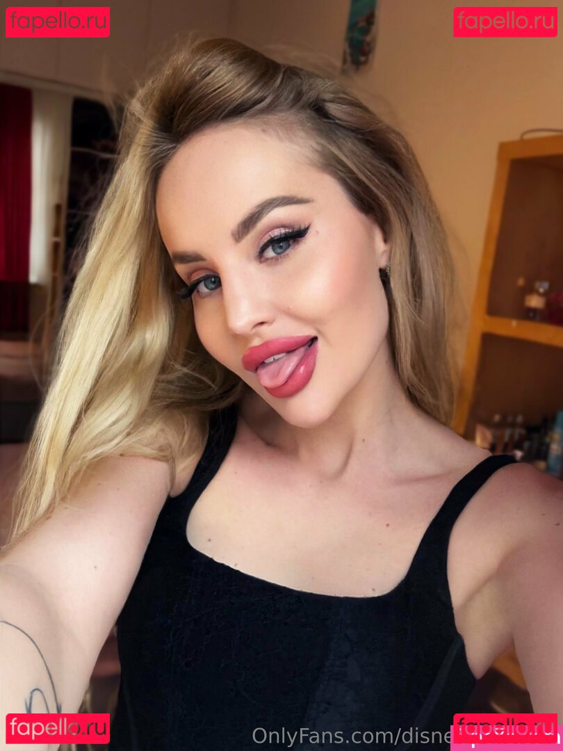 disney-princess Nude Onlyfans Photo 20