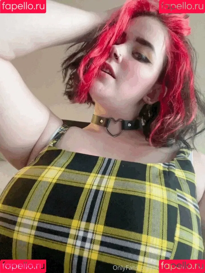 vanessastrawbe1 Onlyfans Photo Gallery 