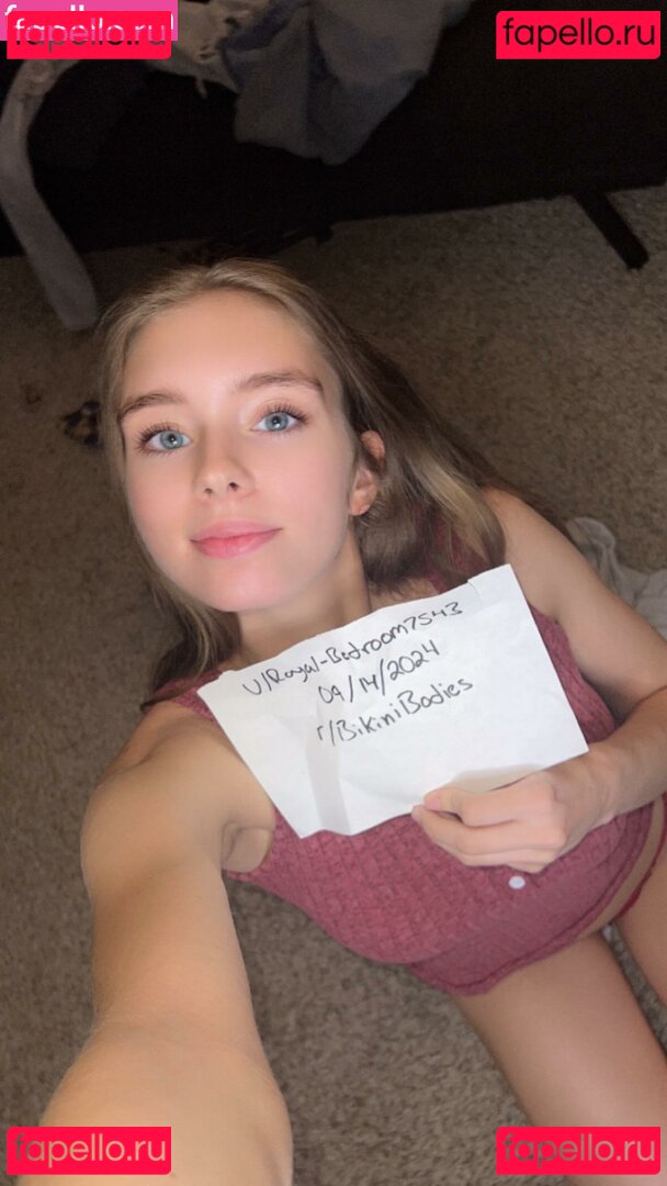 Lora Berry Nude Onlyfans Photo 7