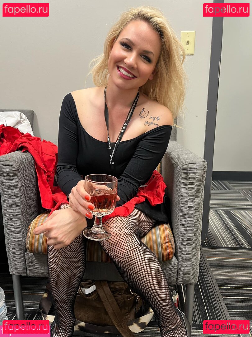 Marlyn Merlot Nude Onlyfans Photo 29