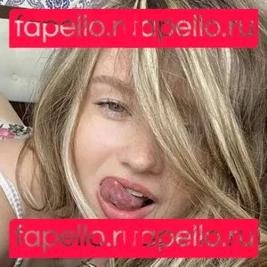 afina_ Onlyfans Photo Gallery 