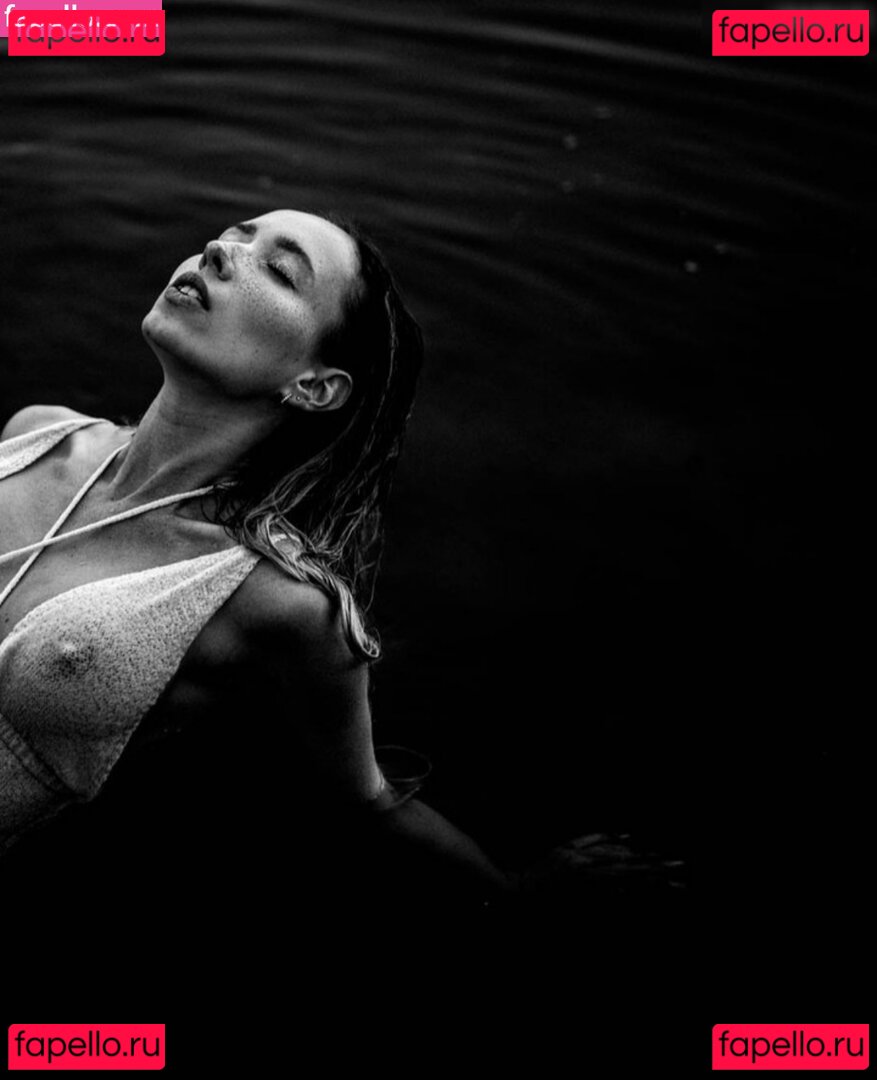 Nicole Marrone Nude Onlyfans Photo 37