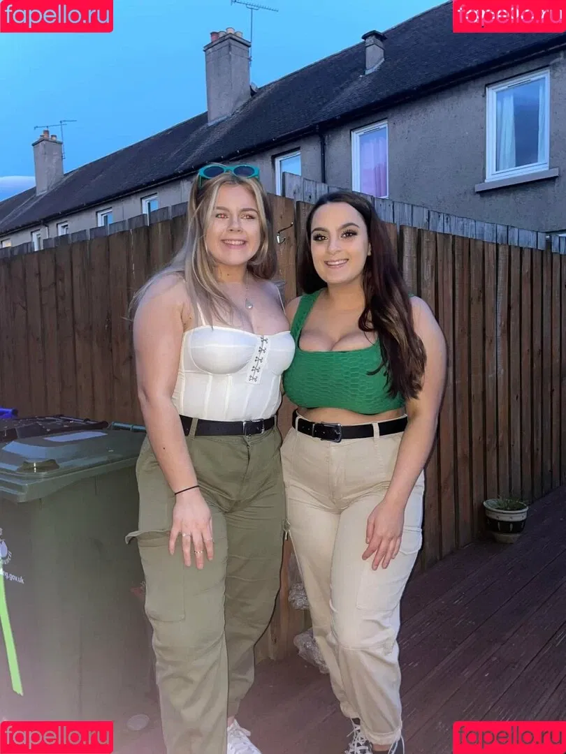 Lindsay Onlyfans Photo Gallery 