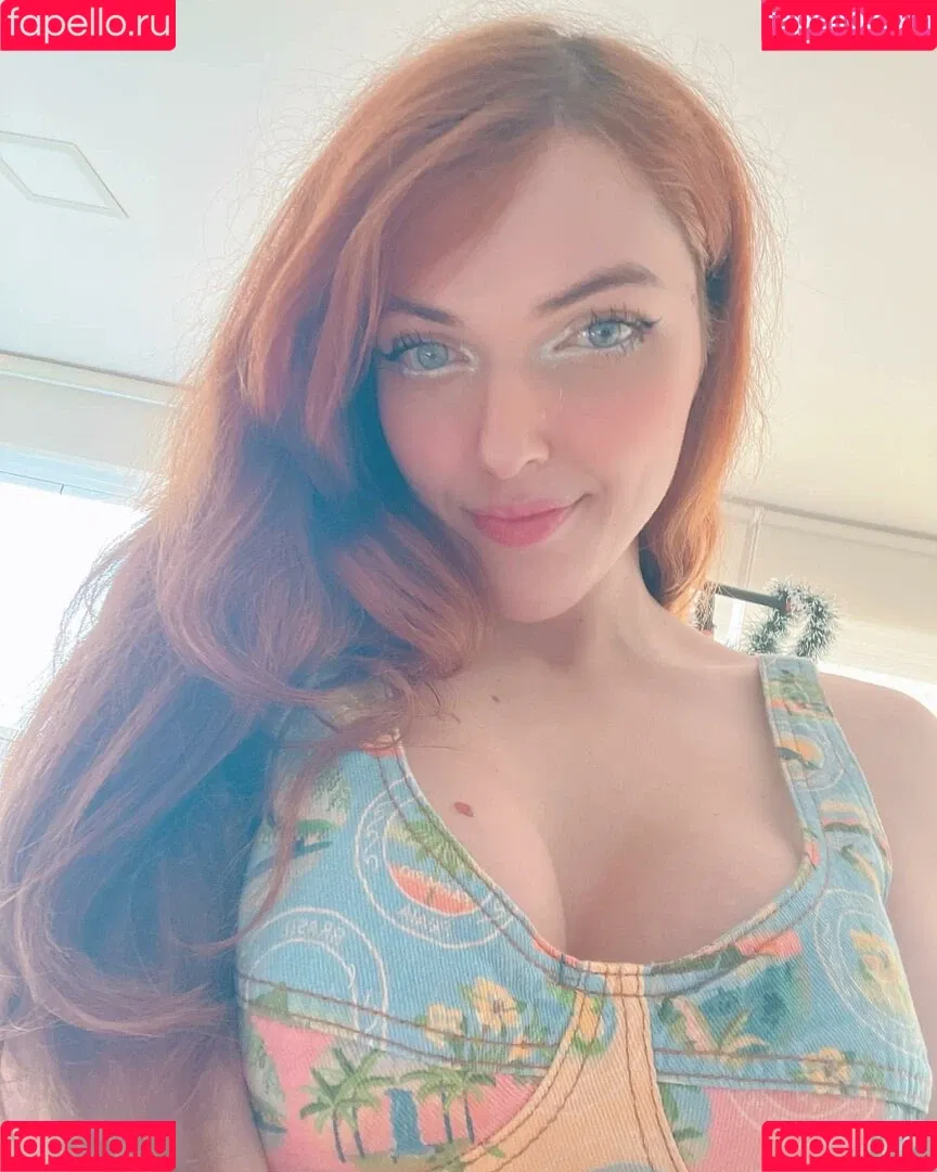 Lindsay Onlyfans Photo Gallery 